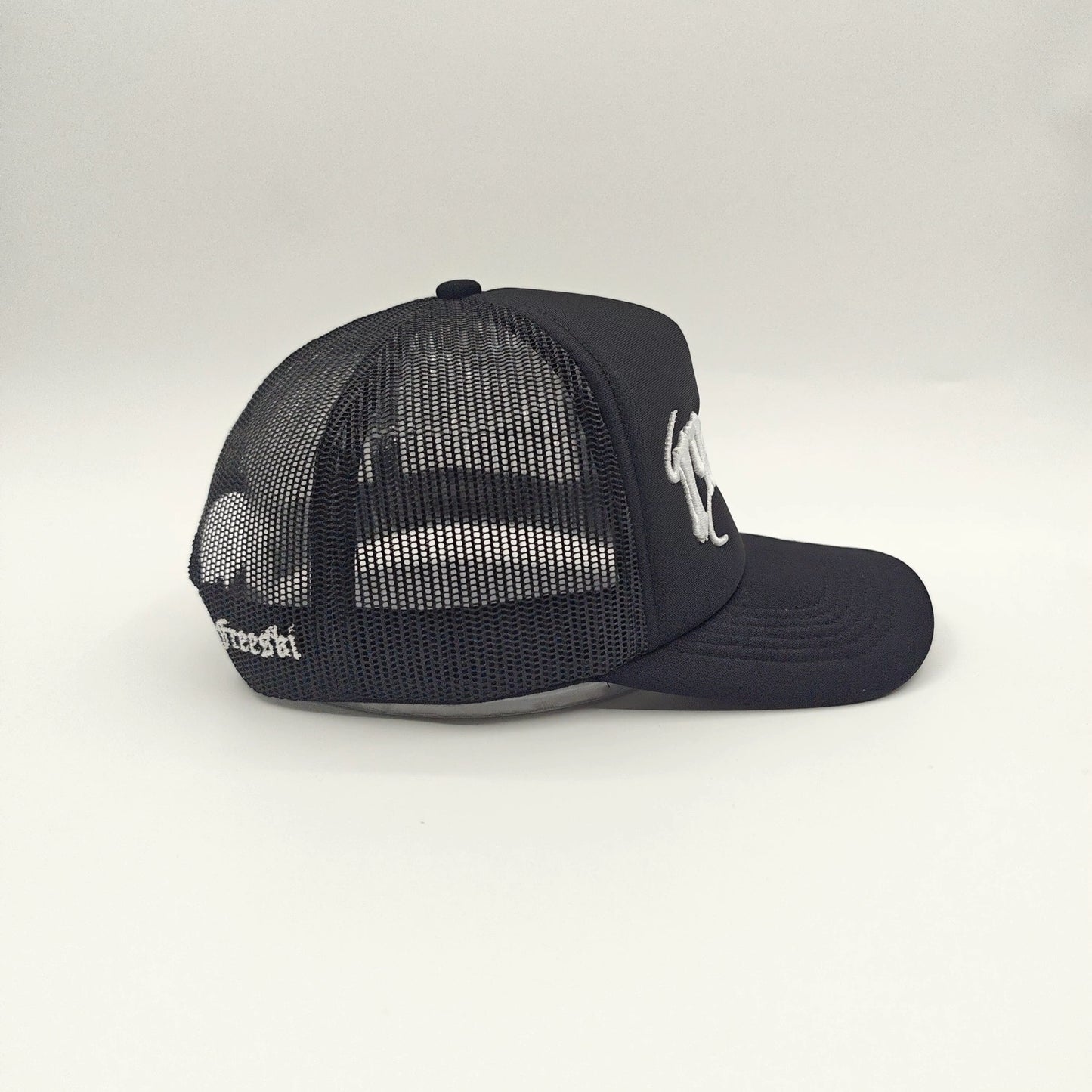 Trucker hat