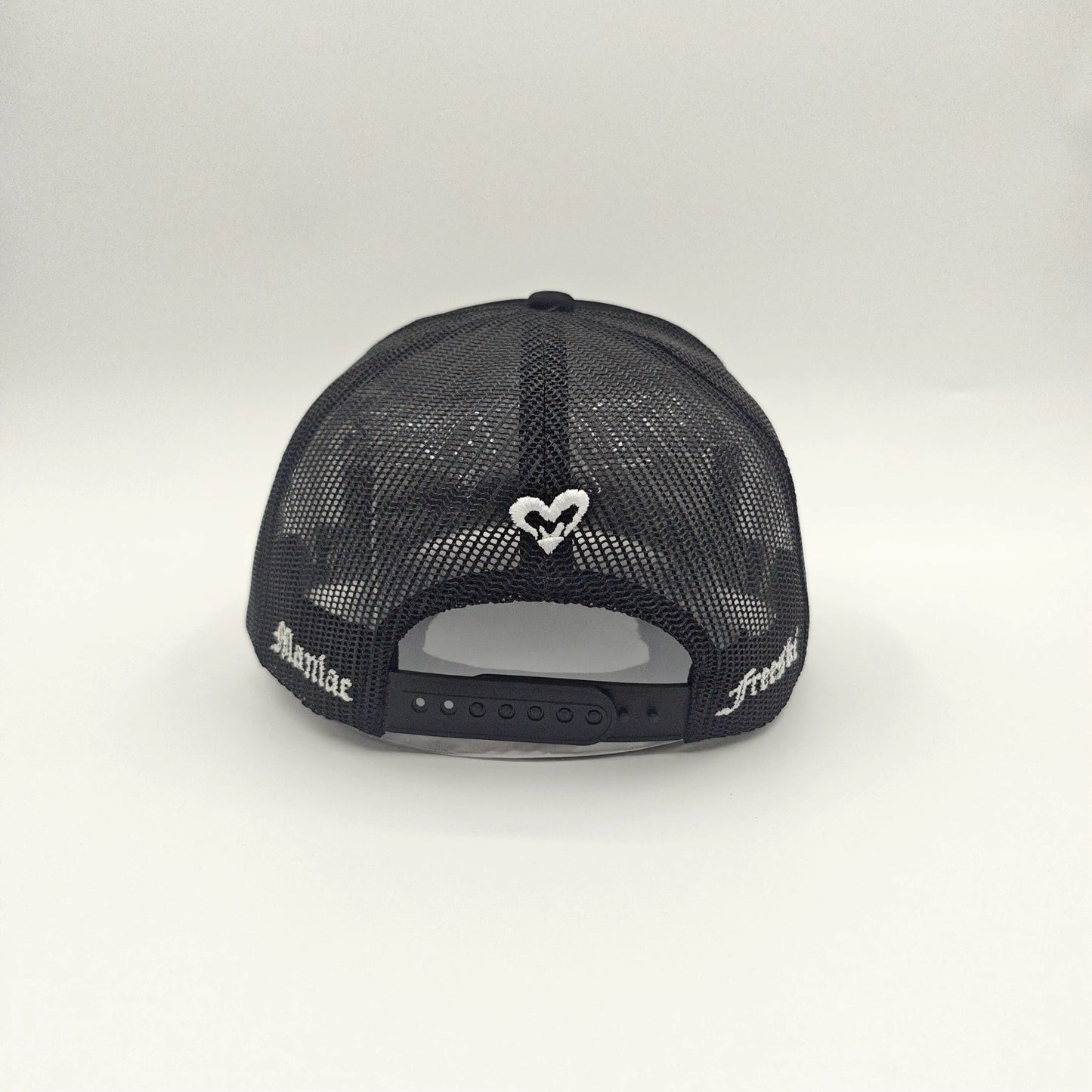 Trucker hat