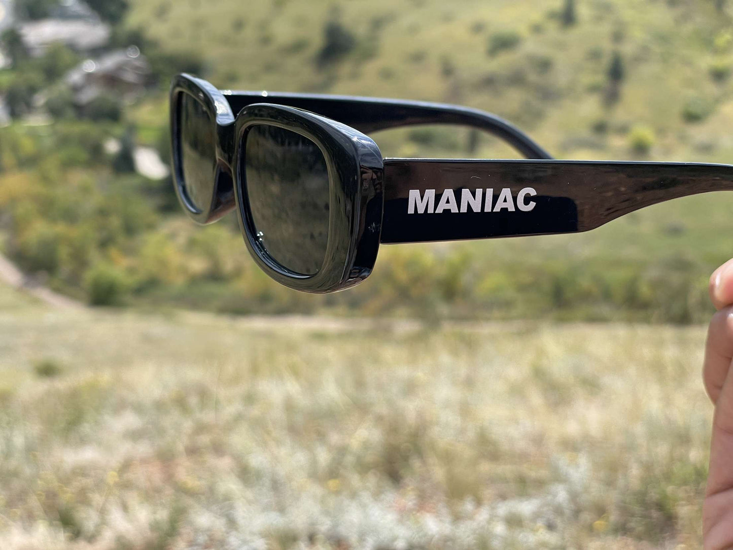 Maniac Sunglasses Black