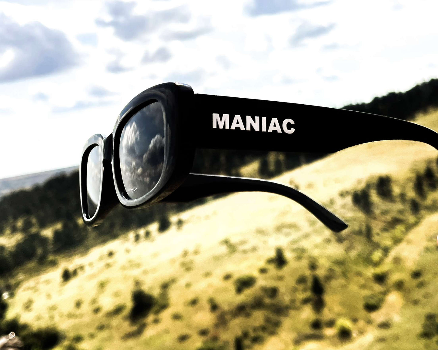 Maniac Sunglasses Black